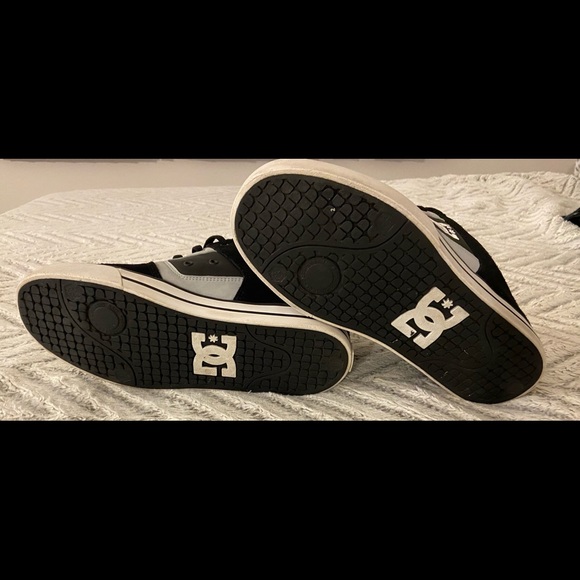 Mens DC skate shoes - Picture 6 of 6